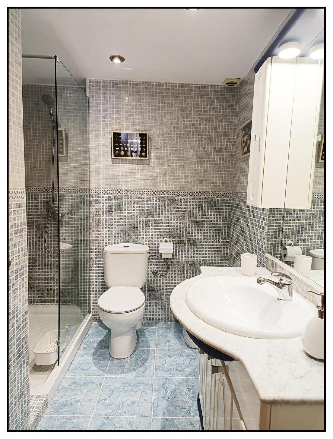 Apartamento Centrico Junto Al Mar - Wifi Free 살루 외부 사진